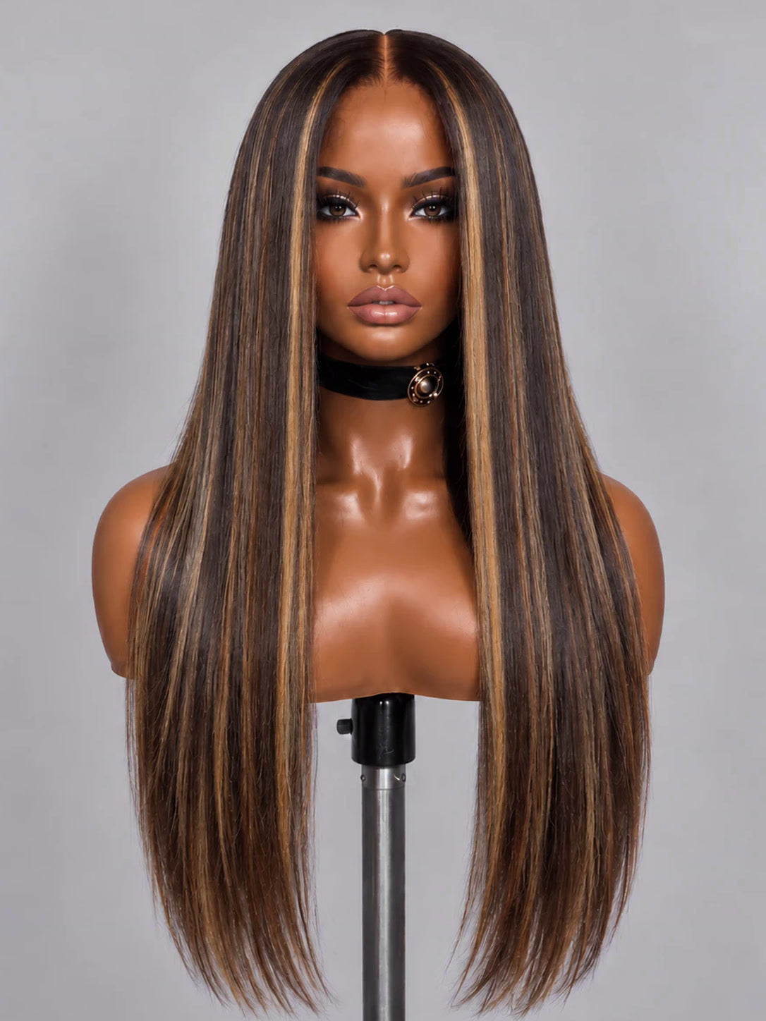 Amalfi straight highlight wig, front view